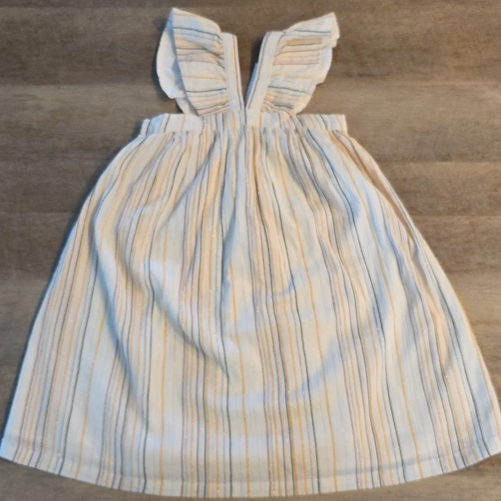 GAP- Blue and White Pleated Sundress with Flutter Sleeves. NWT! Size 5T!